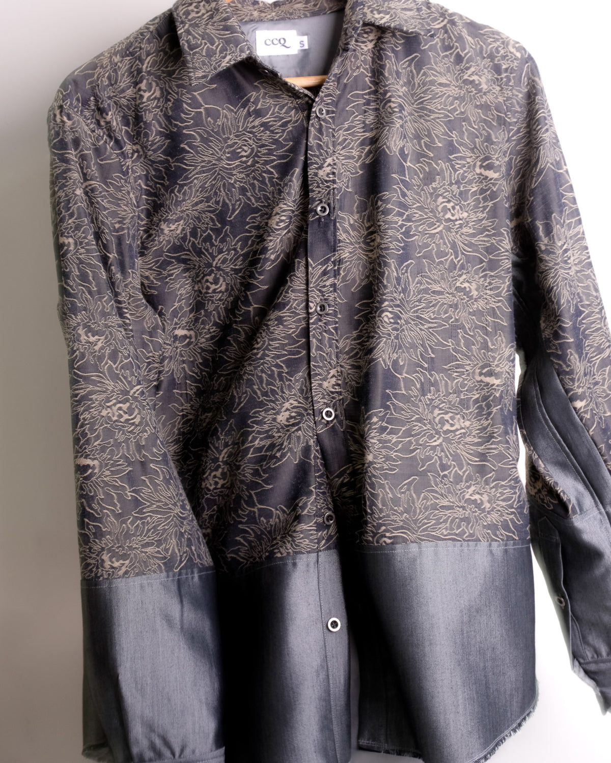 POLES Shirt // S
