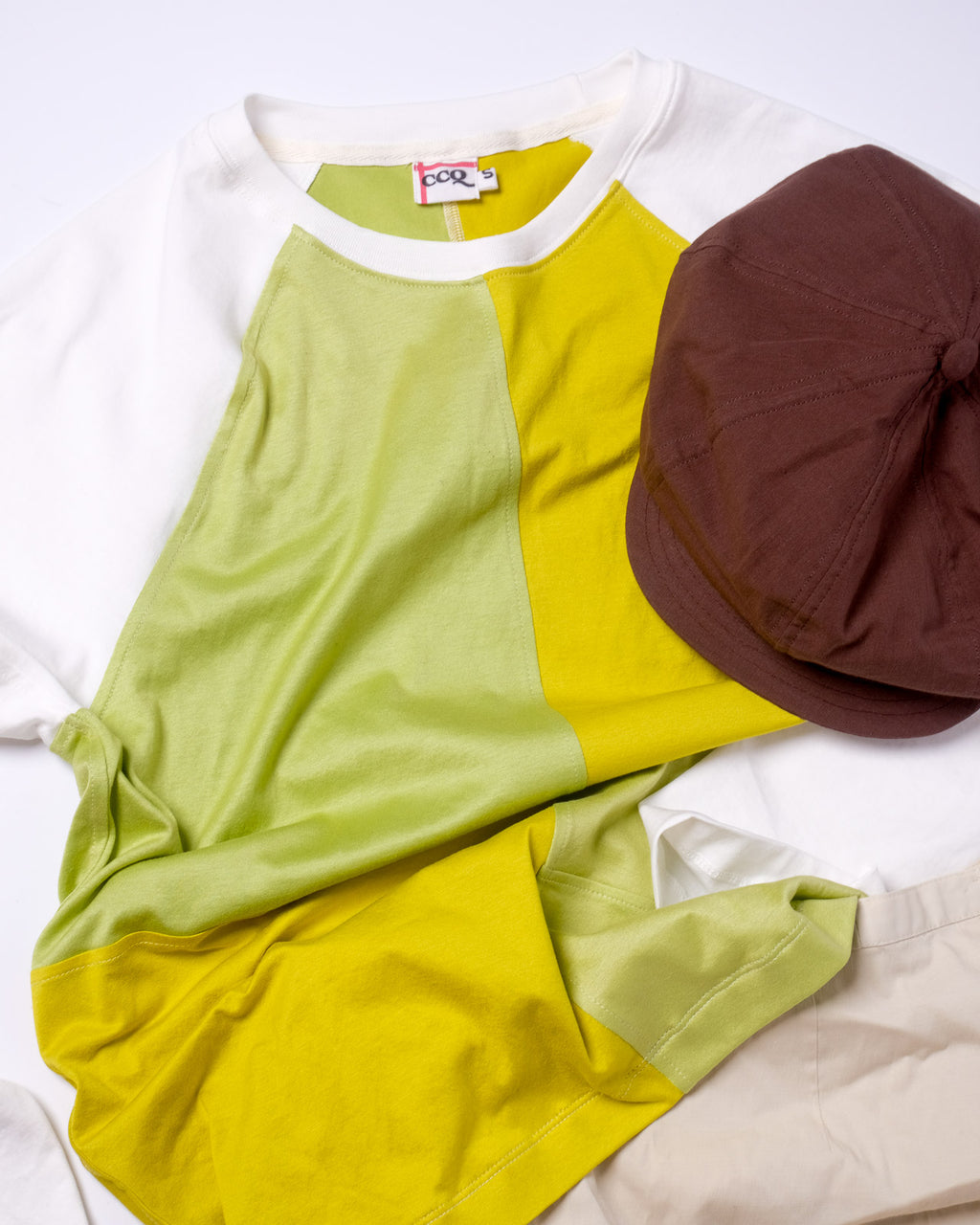 TEES! I // S